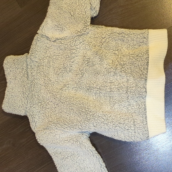 Cozy Anthropology Zip Sweater - Picture 4 of 5